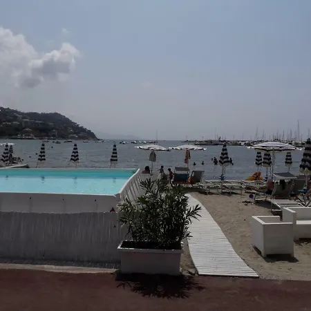 Relax Giardino E Mare